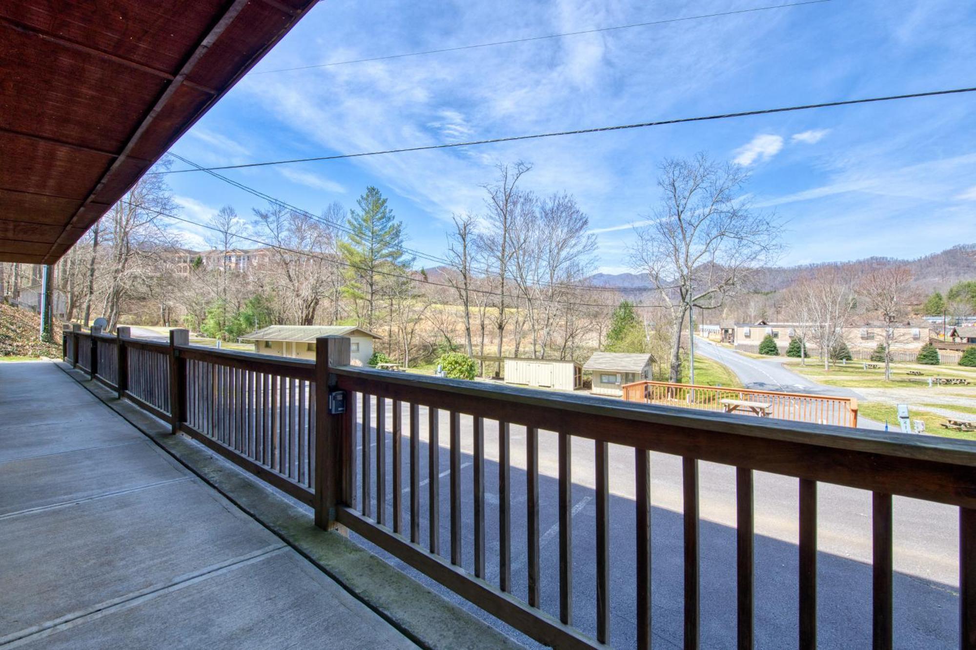 شقة Campground Apts Lake Junaluska الغرفة الصورة