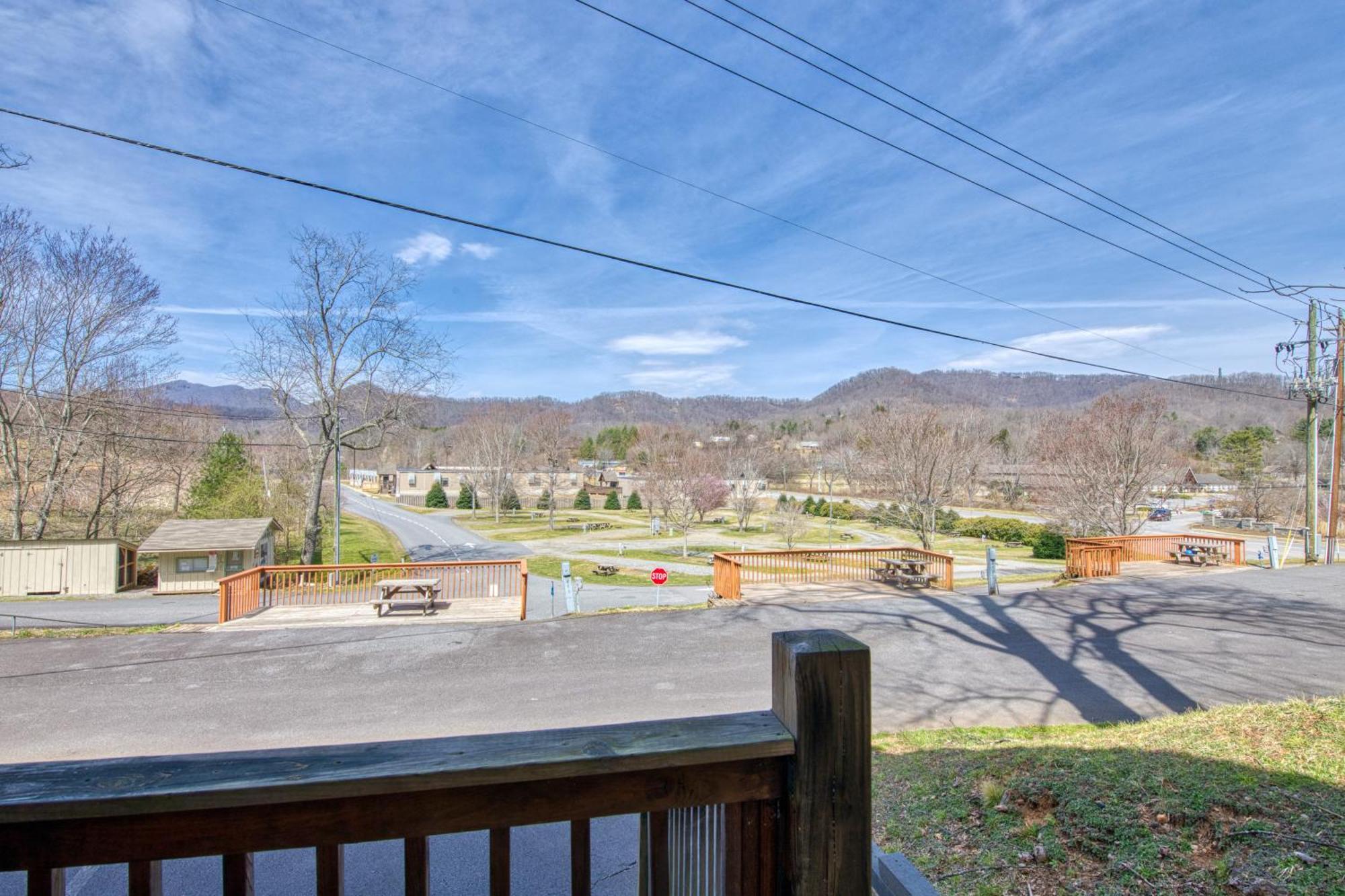 شقة Campground Apts Lake Junaluska الغرفة الصورة